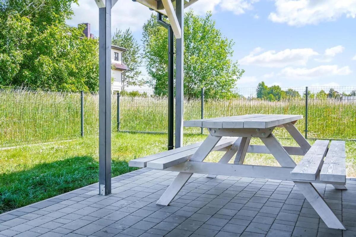 Port Relaks Klimatyzowane Domy Caloroczne W Rewalu Luaran gambar
