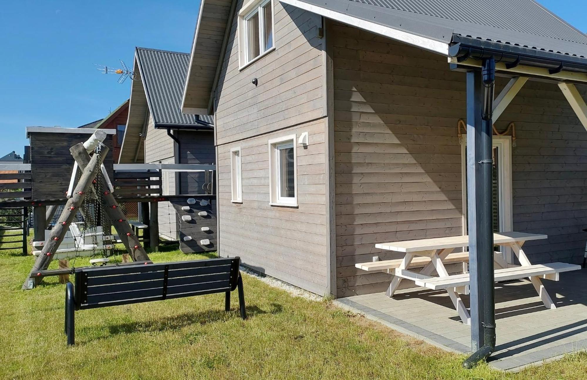 Port Relaks Klimatyzowane Domy Caloroczne W Rewalu Luaran gambar